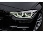BMW 3-Serie 330e Luxury Lederen int./ Sportstoelen/ Elek. schuifdak/ Harman Kardon/ Stoelverwarming/ Camera