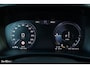 Volvo XC40 1.5 T4 Plug-in hybrid Plus Dark | Harman Kardon | Adaptieve cruise | Zwenkbare trekhaak | Blis | Memory |