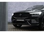 Volvo XC60 2.0 T8 Plug-in hybrid AWD Plus Black Edition | Adaptieve Cruise Control | Panoramadak | Stoel-/Stuur-/Voorruitverwarming | Dodehoek Detectie | 360° Parkeercamera | Harman Kardon Audio |