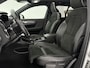 Volvo XC40 1.5 T3 R-Design | Pano | Virtual | Camera | Stoel/Stuur verw. | Adap. Cruise | Trekh. | Carplay | NAP