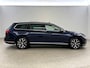 Volkswagen Passat 1.4 TSI GTE Highline | Pano | Sfeer | Carplay | Adap. Cruise | Trekh. | LED | Stoelverw.
