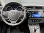 Toyota Auris Touring Sports 1.8 Hybrid Aspiration 2e Eigenaar,Camera,Trekhaak,Dealer Onderhouden,Clima,Cruise,136pk,N.A.P,Apk tot 09-2026