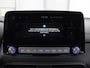 Hyundai Kona Electric EV Premium 64 kWh | SOH 100% | 3 Fase | Stoelventilatie | Leder | Head-Up | Warmtepomp | Trekhaak | Achterbankverwarming | Adaptive cruise | Camera | Carplay | Full LED