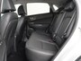 Hyundai Kona Electric EV Premium 64 kWh | SOH 100% | 3 Fase | Stoelventilatie | Leder | Head-Up | Warmtepomp | Trekhaak | Achterbankverwarming | Adaptive cruise | Camera | Carplay | Full LED