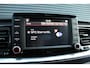 Kia Stonic 100pk DynamicPlusLine I Parkeersensoren I Camera Achter I Trekhaak I NAVI I Airco