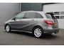 Mercedes-Benz B-klasse 180 Ambition Automaat Clima/Cruise/PDCv+a/Navi/Bluetooth/LED/Sportstoelen/16"LM/Trekhaak/Dealer/APK:02-2027