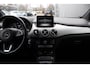 Mercedes-Benz B-klasse 180 Ambition Automaat Clima/Cruise/PDCv+a/Navi/Bluetooth/LED/Sportstoelen/16"LM/Trekhaak/Dealer/APK:02-2027