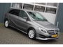 Mercedes-Benz B-klasse 180 Ambition Automaat Clima/Cruise/PDCv+a/Navi/Bluetooth/LED/Sportstoelen/16"LM/Trekhaak/Dealer/APK:02-2027