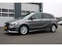 Mercedes-Benz B-klasse 180 Ambition Automaat Clima/Cruise/PDCv+a/Navi/Bluetooth/LED/Sportstoelen/16"LM/Trekhaak/Dealer/APK:02-2027