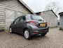 Toyota Yaris 1.3 VVT-i Aspiration | Automaat | Climate | Cruise | Navi | Camera | Dealeronderhouden | Trekhaak | Nieuwe APK | Top!!