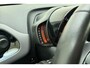 Peugeot 108 1.0 e-VTi Allure | Apple Carplay & Android Auto | Climate Control | Camera | Lichtmetalen velgen 15'' | Toerenteller