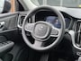 Volvo V60 2.0 T6 Plug-in hybrid AWD Business Edition PHEV, Long range, Automaat, 19 inch R-design dark wielen, Stoelverwarming voor- en achter, Stuurverwarming, Park assist voor- en achter