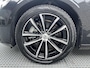 Volvo V60 2.0 T6 Plug-in hybrid AWD Plus Dark PHEV, Automaat, Trekhaak semi elektrisch, 18 inch wielen, Parkeercamera, Park assist voor- en achter, Harman Kardon audio, Stoelverwarming, Stuurverwarming