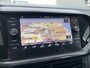 Volkswagen T-Cross 1.0 TSI Style / Digitaal dashboard / Climate controle / Camera / Parkeersensoren V+A / Navigatie /