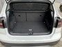 Volkswagen T-Cross 1.0 TSI Style / Digitaal dashboard / Climate controle / Camera / Parkeersensoren V+A / Navigatie /