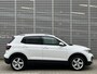 Volkswagen T-Cross 1.0 TSI Style / Digitaal dashboard / Climate controle / Camera / Parkeersensoren V+A / Navigatie /