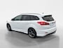 Ford Focus Wagon 1.0 ST-Line | Navigatie | 18" |Velgen| Climate Control | Voorruitverwarming | Trekhaak | Grote Achterspoiler | Privacy Glass | Licht- en Regensensor | Cruise Control