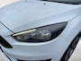 Ford Focus Wagon 1.0 ST-Line | Navigatie | 18" |Velgen| Climate Control | Voorruitverwarming | Trekhaak | Grote Achterspoiler | Privacy Glass | Licht- en Regensensor | Cruise Control