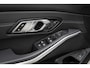 BMW 3-Serie Touring 320i High Executive | Trekhaak | Camera | 100% Dealer Onderhouden | Memory Stoelen | Elektrische achterklep | Leder |