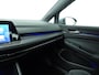 Volkswagen Golf 1.5 eTSI R-Line Automaat | Stoelverwarming | Stuurverwarming | Active Cruise Control