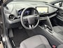 Toyota C-HR 1.8 Hybrid 140 First Edition Automaat / Fabrieksgarantie tot 10 jaar mogelijk * / Stuur-, stoel- en voorruitverwarming / Navigatie / Elektrische Achterklep / Camera / Dual Zone Climate Control / Apple Carplay/Android auto / 18" LM wielen /