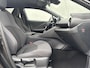 Toyota C-HR 1.8 Hybrid 140 First Edition Automaat / Fabrieksgarantie tot 10 jaar mogelijk * / Stuur-, stoel- en voorruitverwarming / Navigatie / Elektrische Achterklep / Camera / Dual Zone Climate Control / Apple Carplay/Android auto / 18" LM wielen /