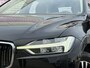 Volvo XC60 2.0 T5 Momentum | Leder | Zitvlakverlengers | Trekhaak | Panoramisch schuif/kanteldak | Adaptieve Cruise Control | NL-Auto |