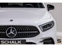 Mercedes-Benz A-klasse 180 Premium Plus|Pano|AMGline|Cam|1eig