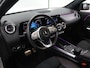 Mercedes-Benz EQA 250+ AMG Line 71 kWh | Night | Panoramadak | Sfeerverlichting | Draadloos telefoonladen | Stoelverwarming |