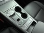 Hyundai Kona Electric EV PREMIUM 64 kWh | 3- FASE | NAVI | CLIMA | ADAPT. CRUISE | CAMERA | HUD | LEDER | STUUR- & STOELVERWARMING | WARMTEPOMP | PRIVACY GLASS | WLTP 481 KM! |