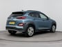 Hyundai Kona Electric EV PREMIUM 64 kWh | 3- FASE | NAVI | CLIMA | ADAPT. CRUISE | CAMERA | HUD | LEDER | STUUR- & STOELVERWARMING | WARMTEPOMP | PRIVACY GLASS | WLTP 481 KM! |