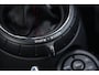 MINI Cooper S 2.0 Chili Serious Business 192pk Stoelverwarming/Navigatie/Camera