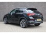 Volkswagen T-Roc 1.5 TSI 150pk DSG Sport Business R | Panoramadak | Lederen Bekleding | Navigatie