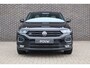 Volkswagen T-Roc 1.5 TSI 150pk DSG Sport Business R | Panoramadak | Lederen Bekleding | Navigatie