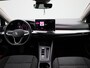 Volkswagen Golf 1.5 eHybrid Life Edition 204 PK| Origineel Nederlands | 1e Eigenaar | Parkeersensoren Voor & Achter | Achteruitrijcamera | Sfeerverlichting