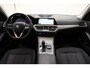 BMW 3-Serie TOURING 318d Business [ Navi Trekhaak Carplay / Android LED ]
