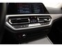 BMW 3-Serie TOURING 318d Business [ Navi Trekhaak Carplay / Android LED ]