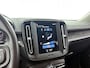 Volvo XC40 1.5 T2 130PK Momentum Core / Airco-ecc./ Xenon / Navigatie / Lmv./ Pdc.A / Radio multimedia / Apk 03-2027