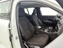 Volvo XC40 1.5 T2 130PK Momentum Core / Airco-ecc./ Xenon / Navigatie / Lmv./ Pdc.A / Radio multimedia / Apk 03-2027