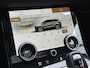 Land Rover Range Rover Evoque 1.5 P300e AWD R-Dynamic SE | Panoramadak | Blackline | Camera | Navigatie | Afneembare trekhaak | Lederen bekleding | Apple CarPlay / Android Auto | Cruise control | Lane assist | Stoel&stuurverwarming | Dodehoekdetectie | 20 inch LMV | LED | DAB | Elektrische achterklep | Volledig onderhouden!