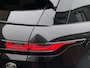 Land Rover Range Rover Evoque 1.5 P300e AWD R-Dynamic SE | Panoramadak | Blackline | Camera | Navigatie | Afneembare trekhaak | Lederen bekleding | Apple CarPlay / Android Auto | Cruise control | Lane assist | Stoel&stuurverwarming | Dodehoekdetectie | 20 inch LMV | LED | DAB | Elektrische achterklep | Volledig onderhouden!