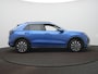 Volkswagen T-Roc Life First Edition 1.5 eTSI 85 kW / 116 PK SUV 7 v