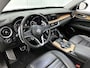 Alfa Romeo Stelvio 2.0 T AWD First Edition 280pk Automaat | 1ste Eigenaar | Schuif-/Kanteldak | Elektrische Klep | Elektrische Bestuurdersstoel | 20"LMV | Houtafwerking | Navigatie | Climate Control | Cruise Control | Stoelverwarming | Dodehoekdetectie |