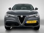 Alfa Romeo Stelvio 2.0 T AWD First Edition 280pk Automaat | 1ste Eigenaar | Schuif-/Kanteldak | Elektrische Klep | Elektrische Bestuurdersstoel | 20"LMV | Houtafwerking | Navigatie | Climate Control | Cruise Control | Stoelverwarming | Dodehoekdetectie |