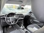 Opel Corsa-e BWJ 2020 Elegance 136 PK 50 kWh FULL LED | HALF LEDER | STUUR + STOELVERW. | CAMERA | KEYLESS | CARPLAY + ANDROID | CLIMA | CRUISE | NAVI | LMV