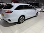Kia Ceed Sportswagon 1.0 T-GDi MHEV DynamicPlusLine AUTOMAAT,  Trekhaak, Stoel en Stuur verwarming, Navigatie, Camera.