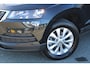 Skoda Karoq 1.5 TSI ACT Business Edition, Automaat, Navigatie, Stoelverwarming, Trekhaak, Camera, Parkeersensoren