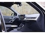 BMW X1 sDrive18i VOL | M-pakket | Pano | HUD | Massage | 360 | Adap Cruise | Elektr. Trekhaak | Harman Kardon | Keyless | Alarm kl.3 | Etc.