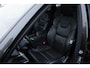 Volvo XC60 2.0 Recharge T6 AWD R-Design|Massage|Stoelverwarming en verkoeling|Trekhaak
