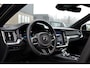 Volvo V60 2.0 T6 Plug-in hybrid AWD Plus Dark | R-Design | Panoramadak | Trekhaak